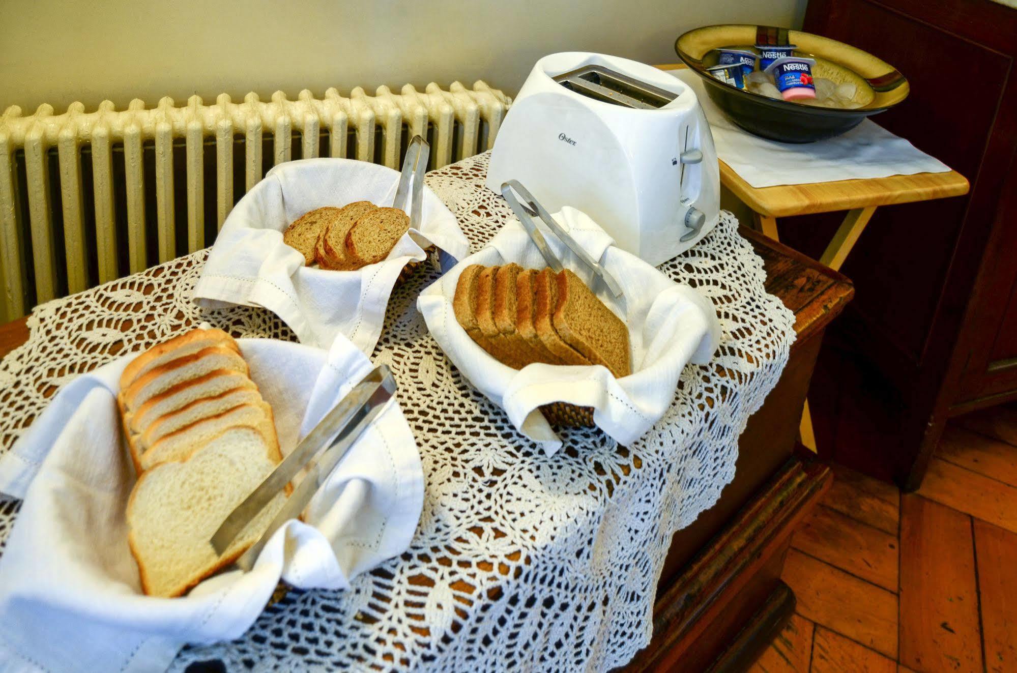 Vilafranca Petit Hotel Santiago Buitenkant foto